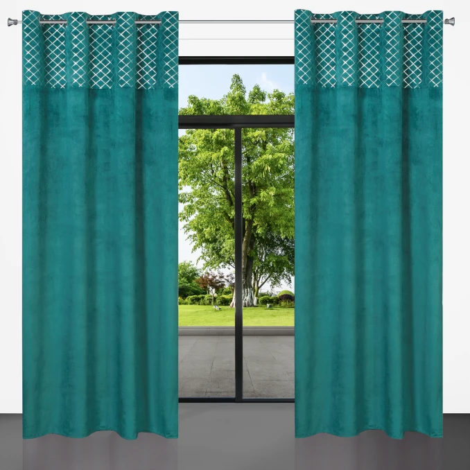 Velúrové závesy s očkami