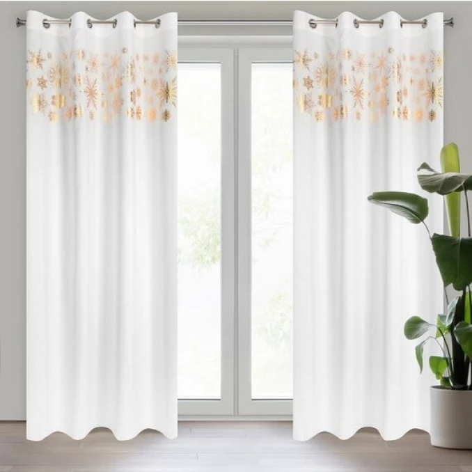 Vianočné závesy na okách